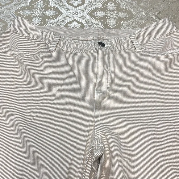 L.L. Bean Tan & White Striped Wide Leg Pants - Picture 2 of 10